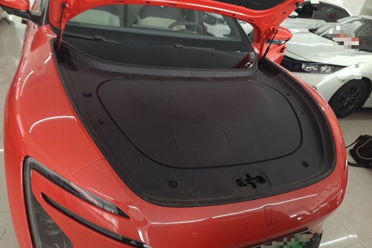Used Avatr 06 2025 Pro Range-Extended Edition Engine Bay
