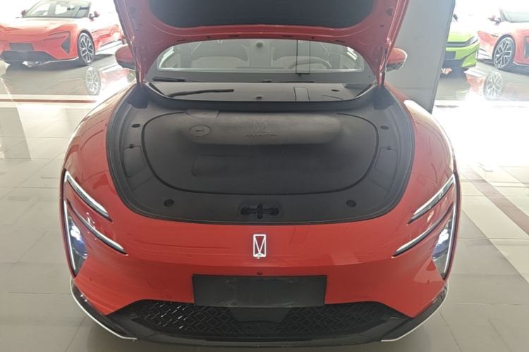 Used Avatr 06 2025 Pro Range-Extended Edition Engine Bay