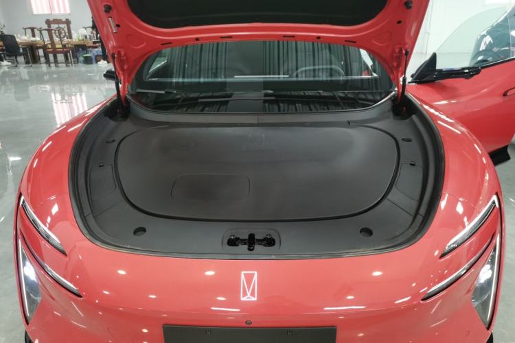 Used Avatr 06  Engine Bay