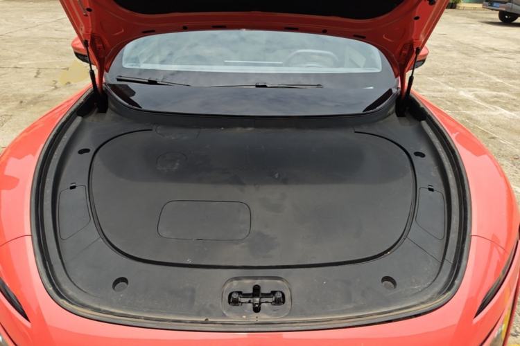 Used Avatr 06 2025 Pro Range-Extended Edition Engine Bay