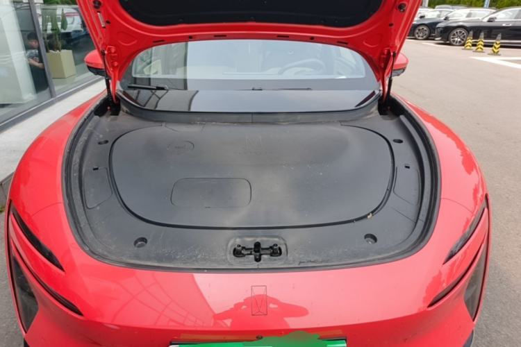 Used Avatr 06 2025 Pro Range-Extended Edition Engine Bay