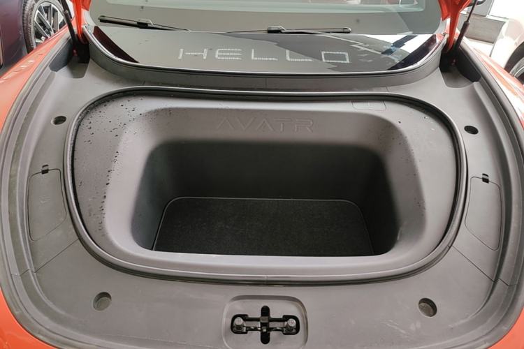 Used Avatr 06 2025 Ultra Pure Electric Edition Engine Bay