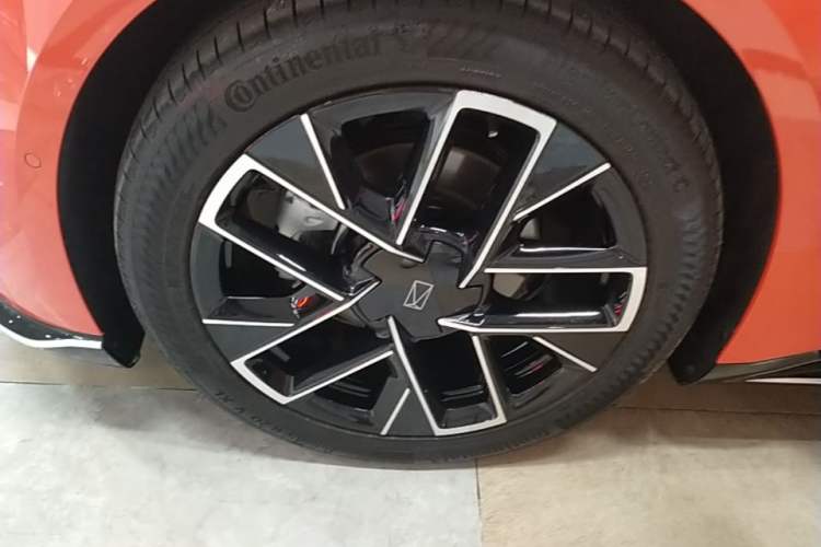 Used Avatr 06 2025 Pro Range-Extended Edition Exterior 1