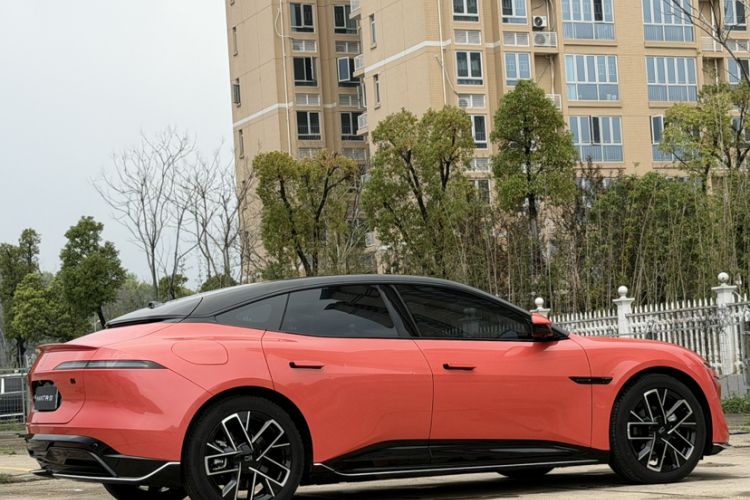 Used Avatr 06 2025 Pro Range-Extended Edition Exterior 2