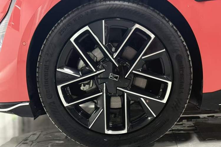 Used Avatr 06  Exterior 4