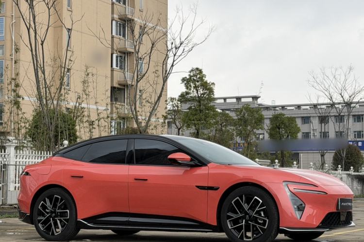 Used Avatr 06 2025 Pro Range-Extended Edition Exterior 7