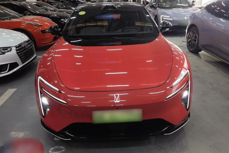 Used Avatr 06 2025 Max Extended-Range Edition Front