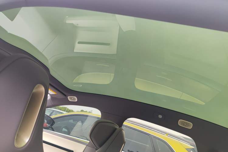 Used Avatr 06 2025 Pro Range-Extended Edition Headliner