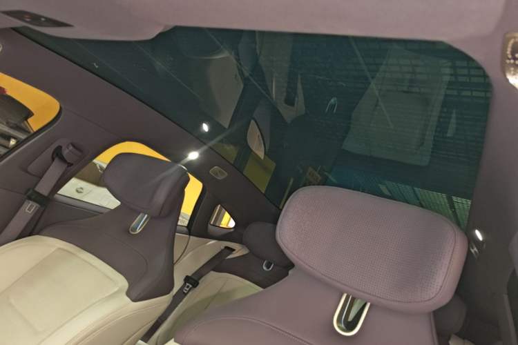 Used Avatr 06 2025 Pro Range-Extended Edition Headliner