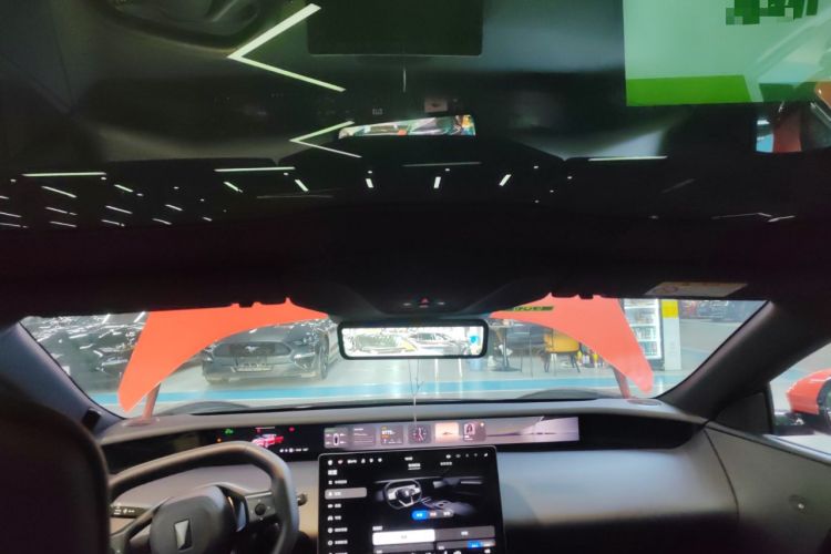 Used Avatr 06 2025 Max Extended-Range Edition Headliner