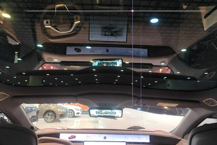 Used Avatr 06 2025 Pro Range-Extended Edition Headliner