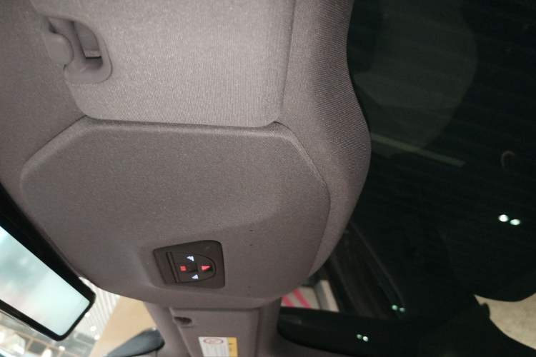 Used Avatr 06 2025 Pro Range-Extended Edition Headliner