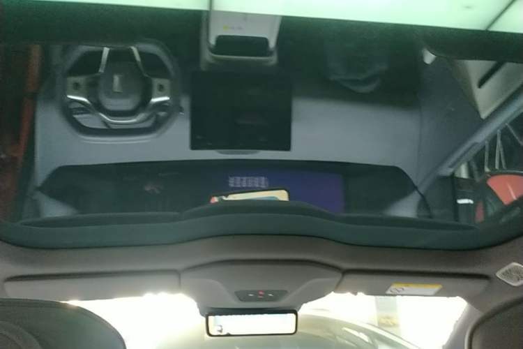 Used Avatr 06 2025 Pro Range-Extended Edition Headliner