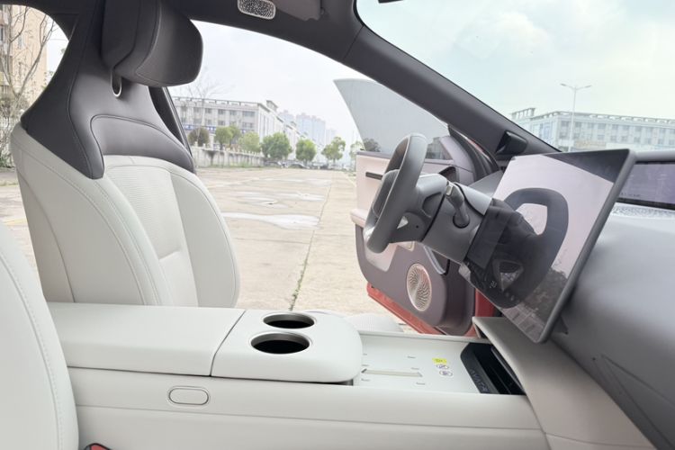 Used Avatr 06 2025 Pro Range-Extended Edition Interior 1