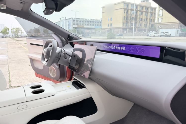 Used Avatr 06 2025 Pro Range-Extended Edition Interior 10