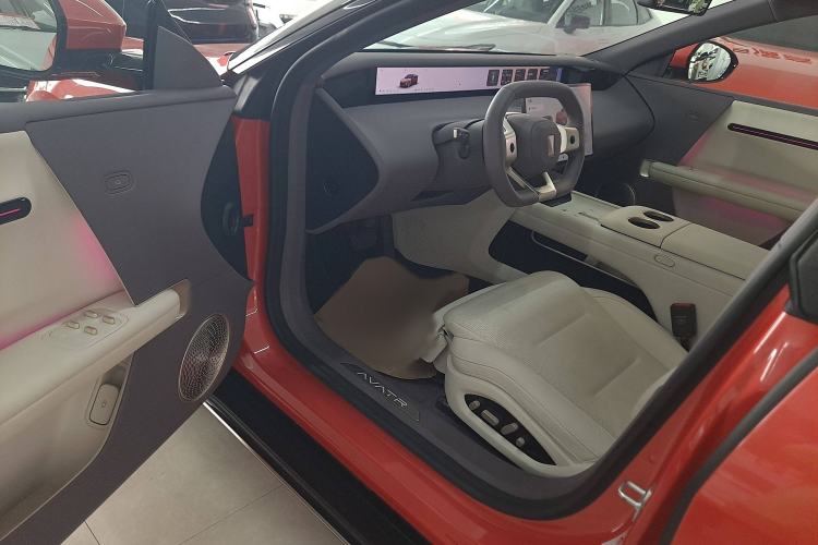 Used Avatr 06 2025 Pro Range-Extended Edition Interior 2