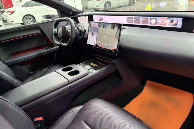 Used Avatr 06  Interior 5
