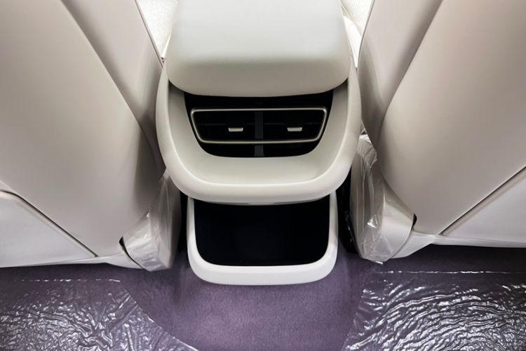 Used Avatr 06 2025 Pro Range-Extended Edition Interior 9