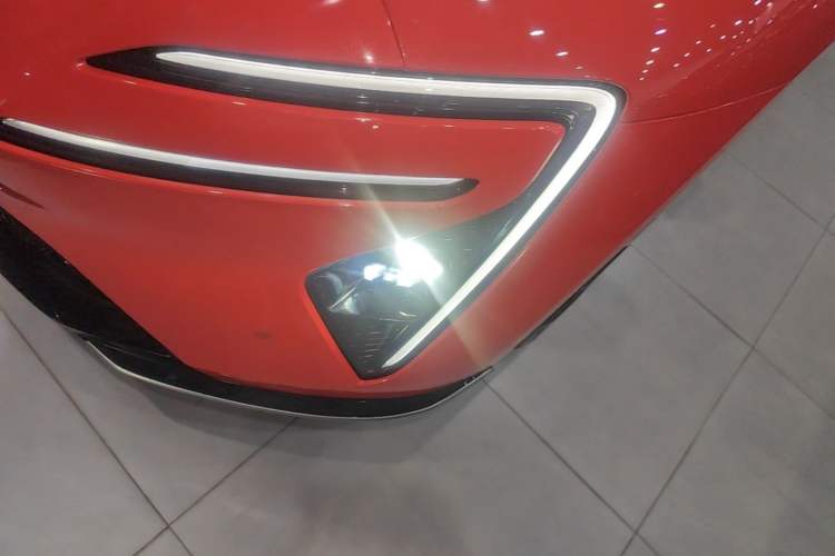 Used Avatr 06 2025 Max Extended-Range Edition Left Front Headlight