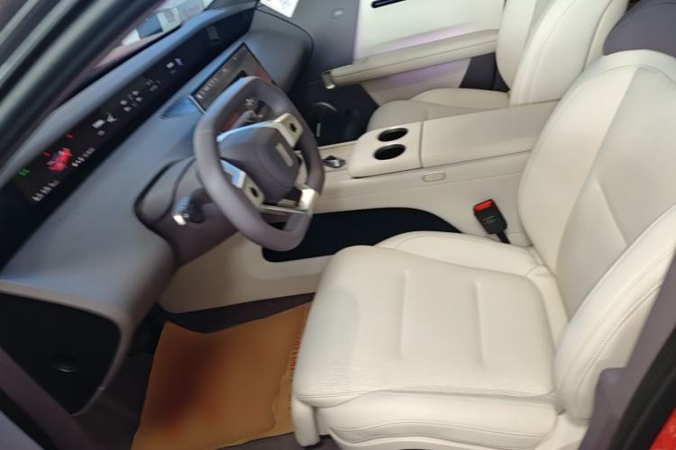 Used Avatr 06 2025 Pro Range-Extended Edition Left Front Seat