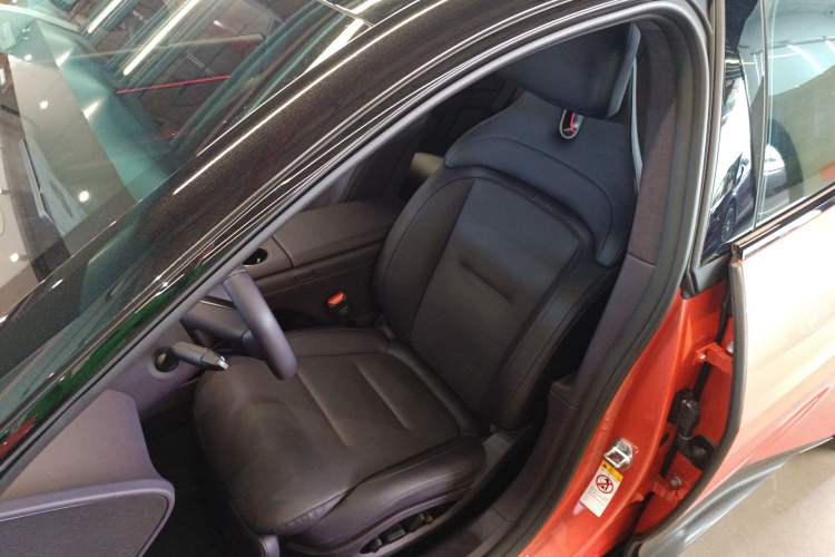Used Avatr 06 2025 Max Extended-Range Edition Left Front Seat