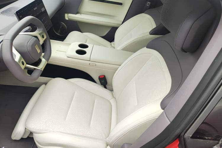 Used Avatr 06 2025 Pro Range-Extended Edition Left Front Seat
