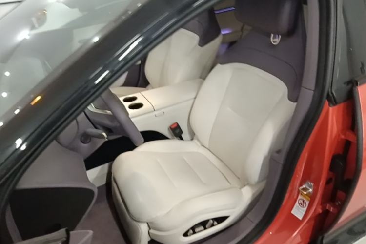 Used Avatr 06 2025 Pro Range-Extended Edition Left Front Seat