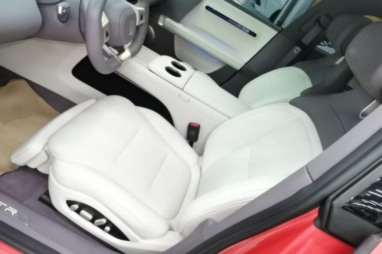 Used Avatr 06 2025 Pro Range-Extended Edition Left Front Seat
