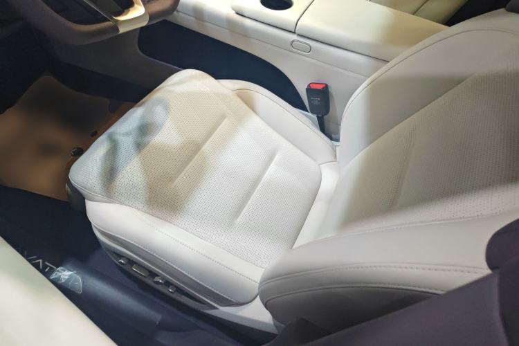 Used Avatr 06 2025 Pro Range-Extended Edition Left Front Seat