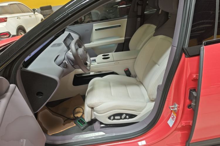 Used Avatr 06 2025 Pro Range-Extended Edition Left Front Seat
