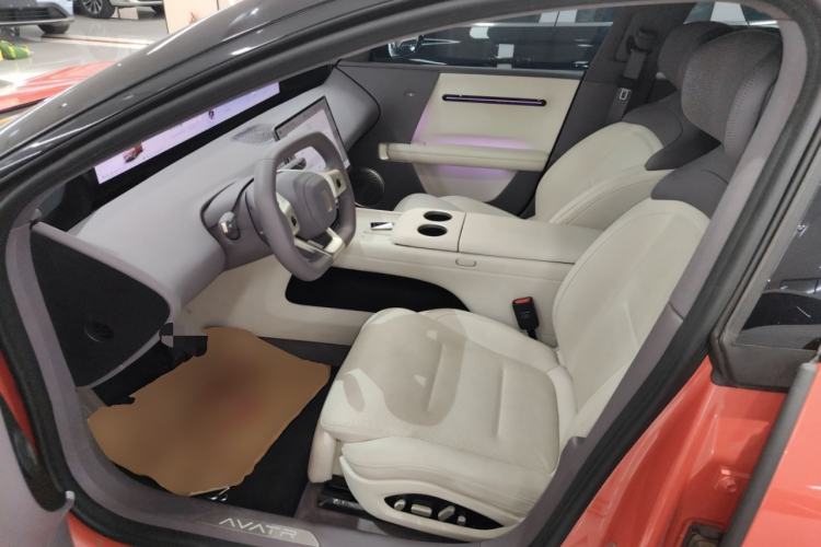 Used Avatr 06 2025 Pro Range-Extended Edition Left Front Seat