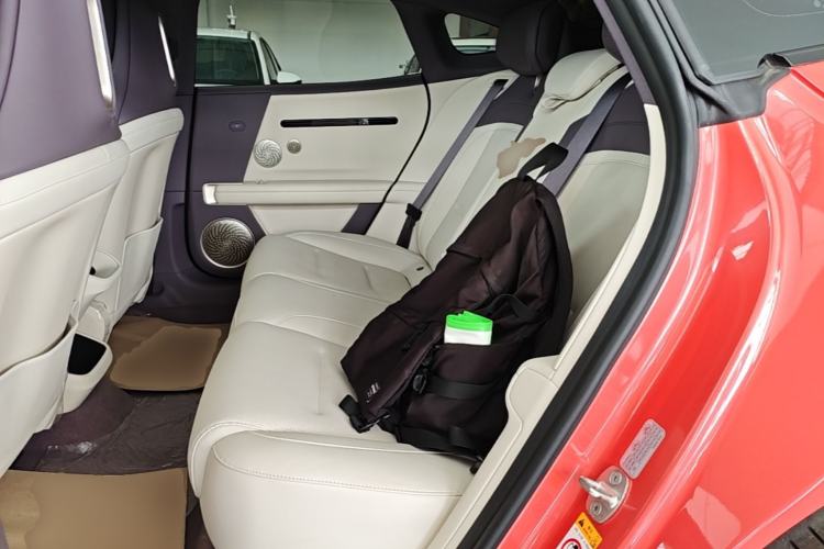Used Avatr 06 2025 Pro Range-Extended Edition Left Rear Seat