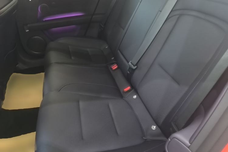 Used Avatr 06  Left Rear Seat