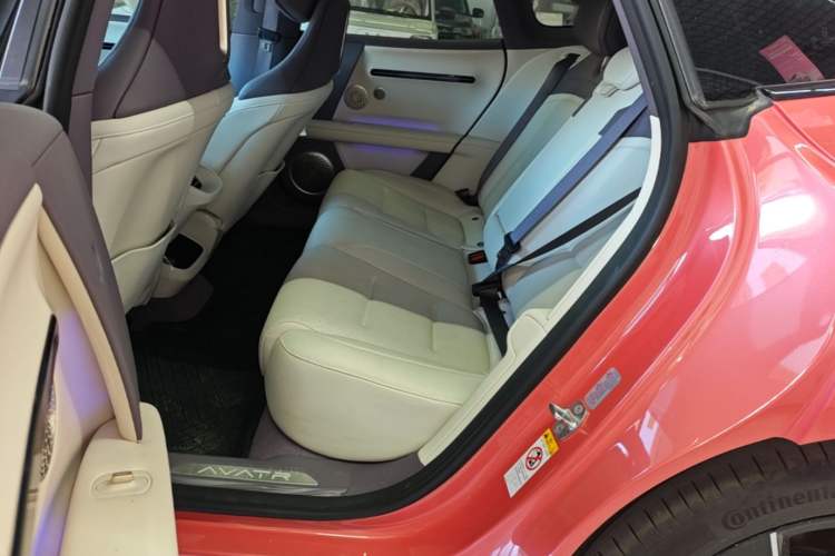 Used Avatr 06 2025 Pro Range-Extended Edition Left Rear Seat