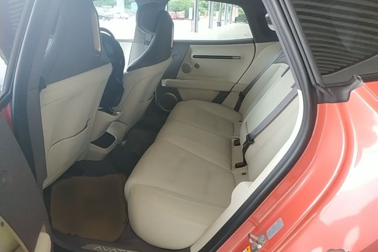 Used Avatr 06 2025 Pro Range-Extended Edition Left Rear Seat