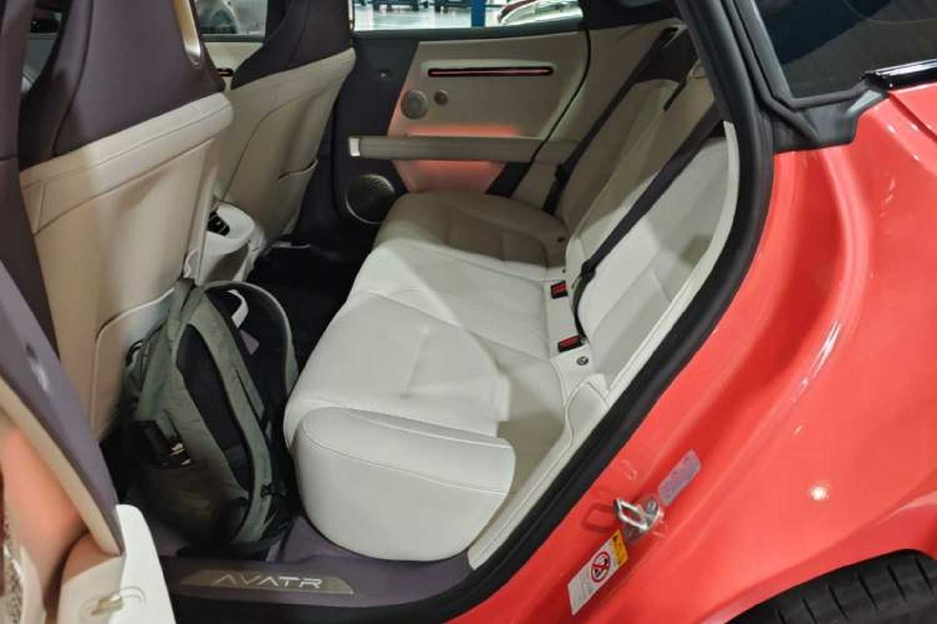 Used Avatr 06 2025 Pro Range-Extended Edition Left Rear Seat