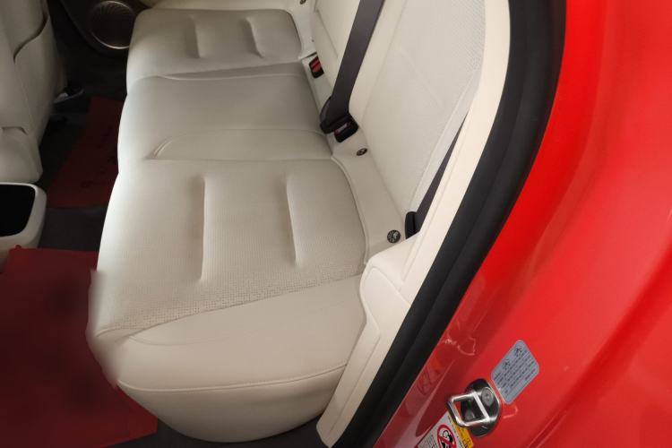 Used Avatr 06 2025 Pro Range-Extended Edition Left Rear Seat