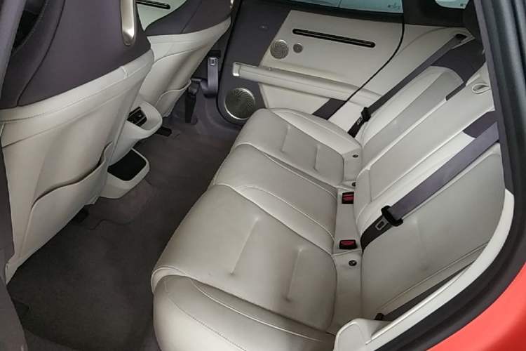 Used Avatr 06 2025 Pro Range-Extended Edition Left Rear Seat