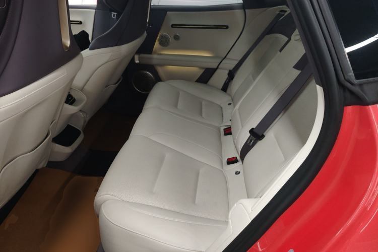 Used Avatr 06 2025 Pro Range-Extended Edition Left Rear Seat