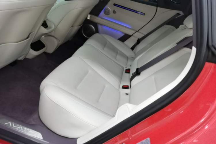Used Avatr 06 2025 Pro Range-Extended Edition Left Rear Seat
