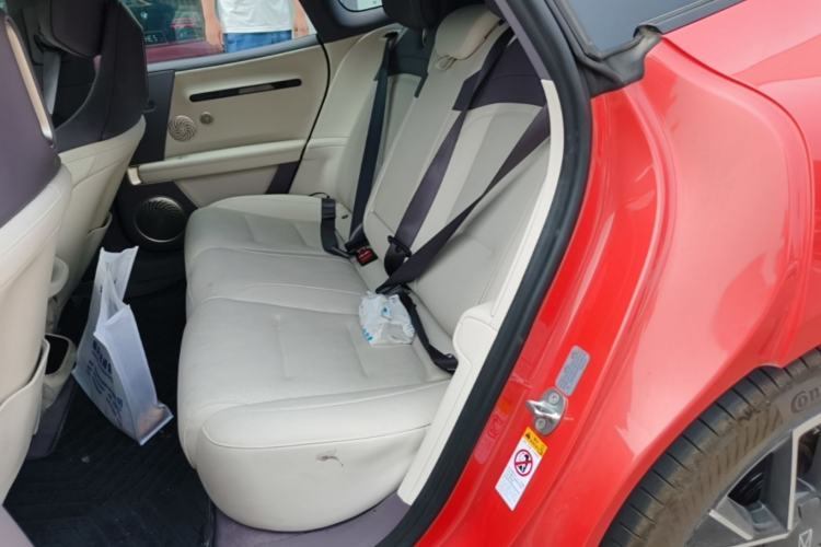 Used Avatr 06 2025 Pro Range-Extended Edition Left Rear Seat