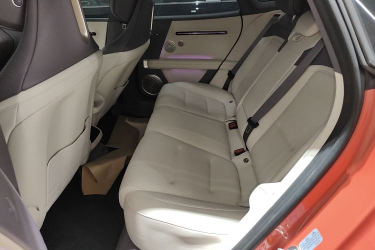 Used Avatr 06 2025 Pro Range-Extended Edition Left Rear Seat