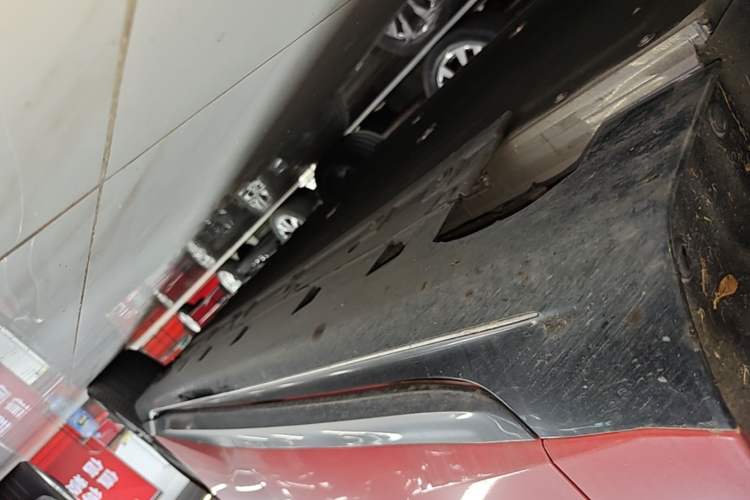 Used Avatr 06 2025 Max All-Electric Version Left Side Sill