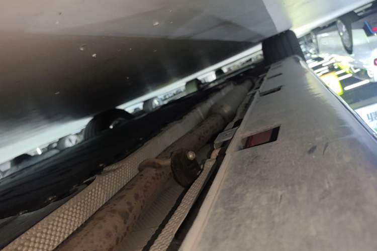 Used Avatr 06 2025 Pro Range-Extended Edition Left Side Sill