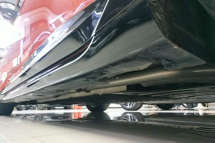 Used Avatr 06 2025 Pro Range-Extended Edition Left Side Sill