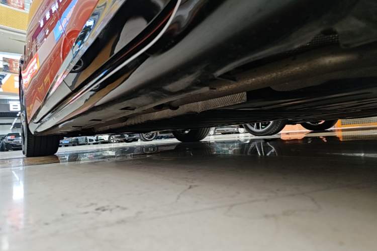 Used Avatr 06 2025 Pro Range-Extended Edition Left Side Sill
