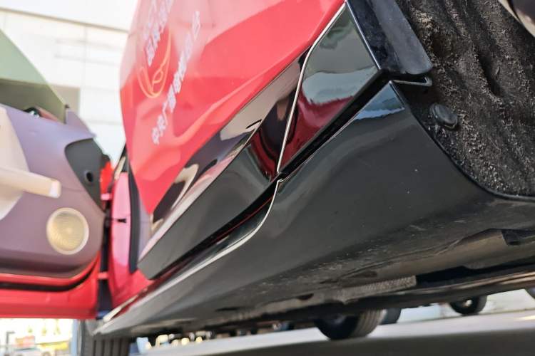 Used Avatr 06 2025 Pro Range-Extended Edition Left Side Sill
