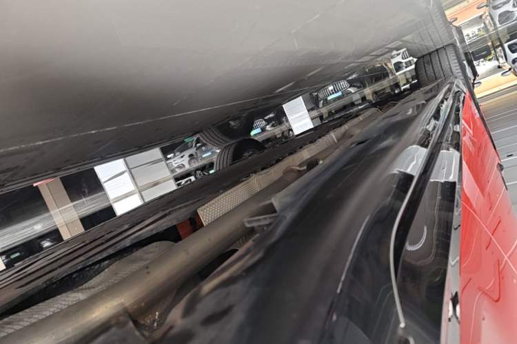 Used Avatr 06 2025 Pro Range-Extended Edition Left Side Sill