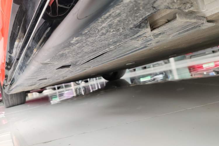 Used Avatr 06 2025 Ultra Pure Electric Edition Left Side Sill