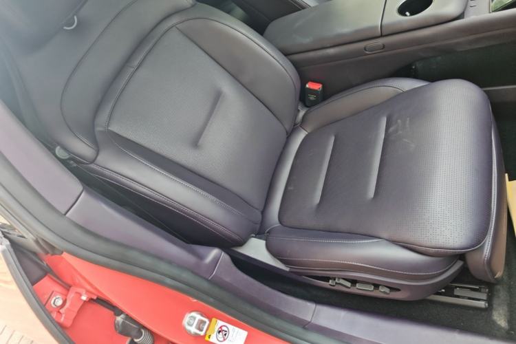 Used Avatr 06 2025 Ultra Pure Electric Edition Right Front Seat